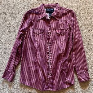 Wrangler Men's Pink Button-Down Shirt